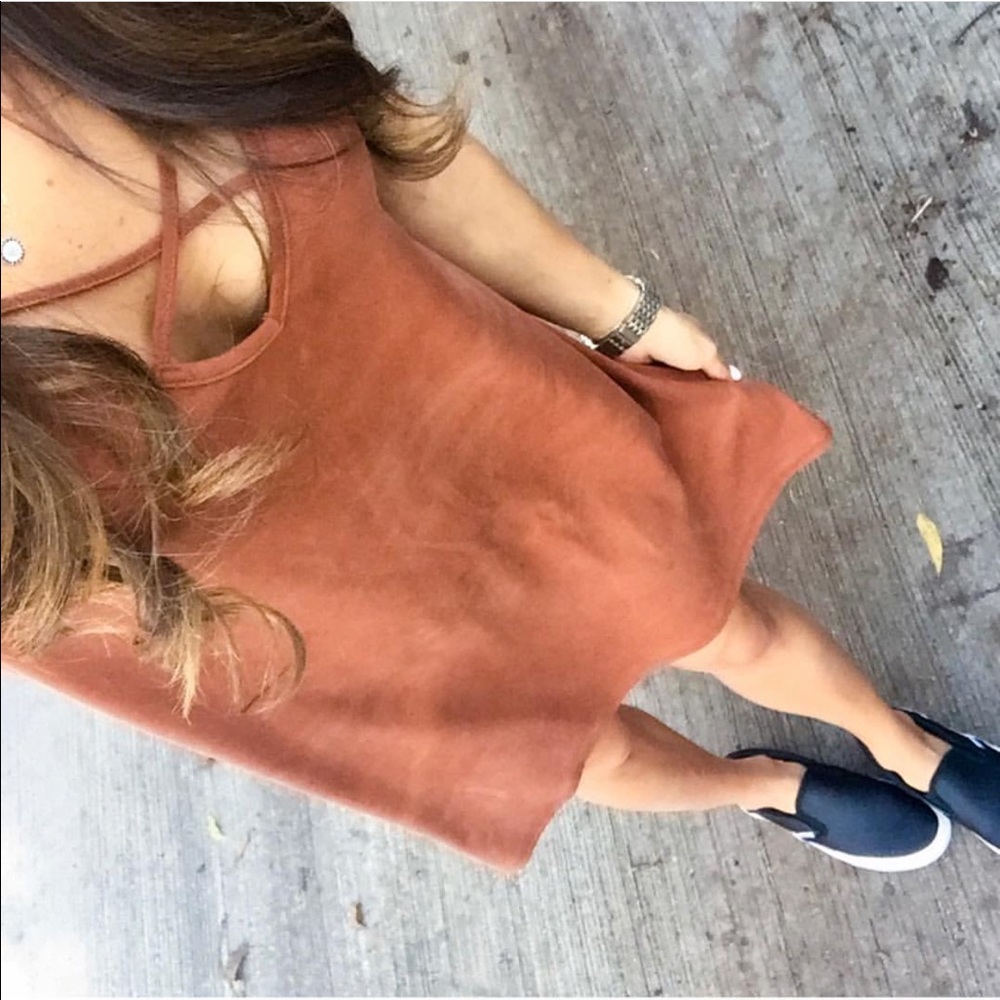 Criss cross dress